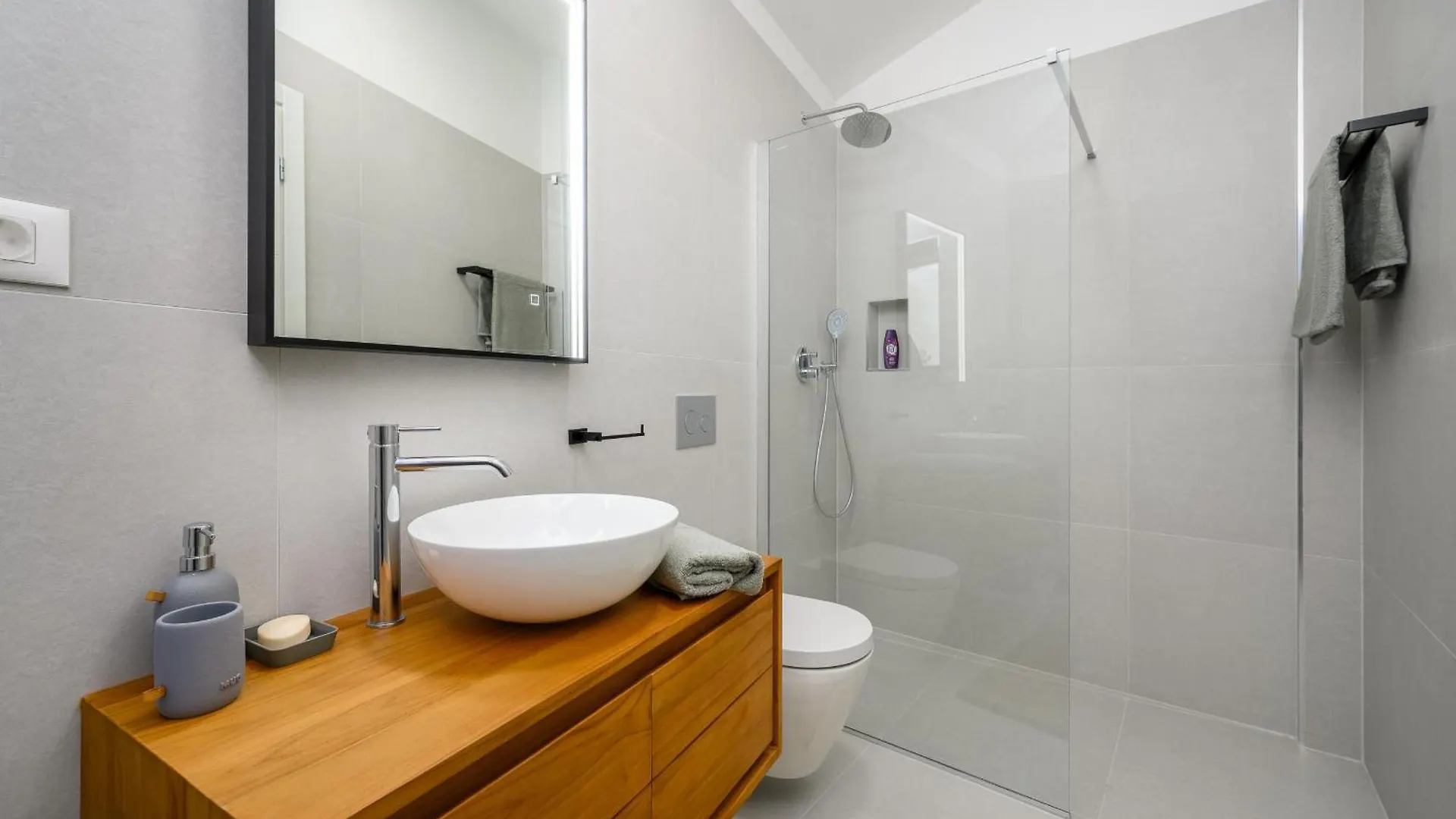 Dračevac Luxury Villa Sofia With Pool In Porec, Istria 0*,