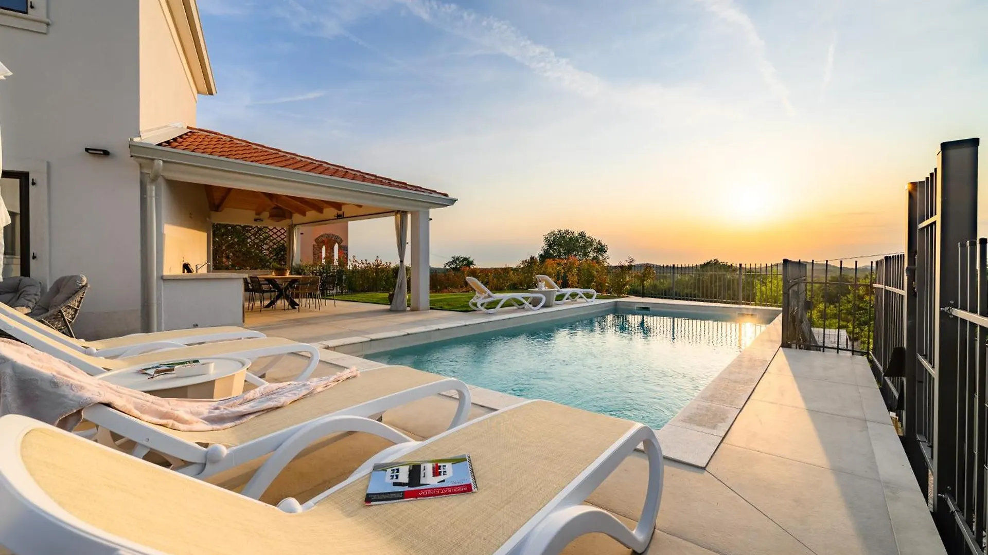Dračevac Luxury Villa Sofia With Pool In Porec, Istria 0*,  קרואטיה