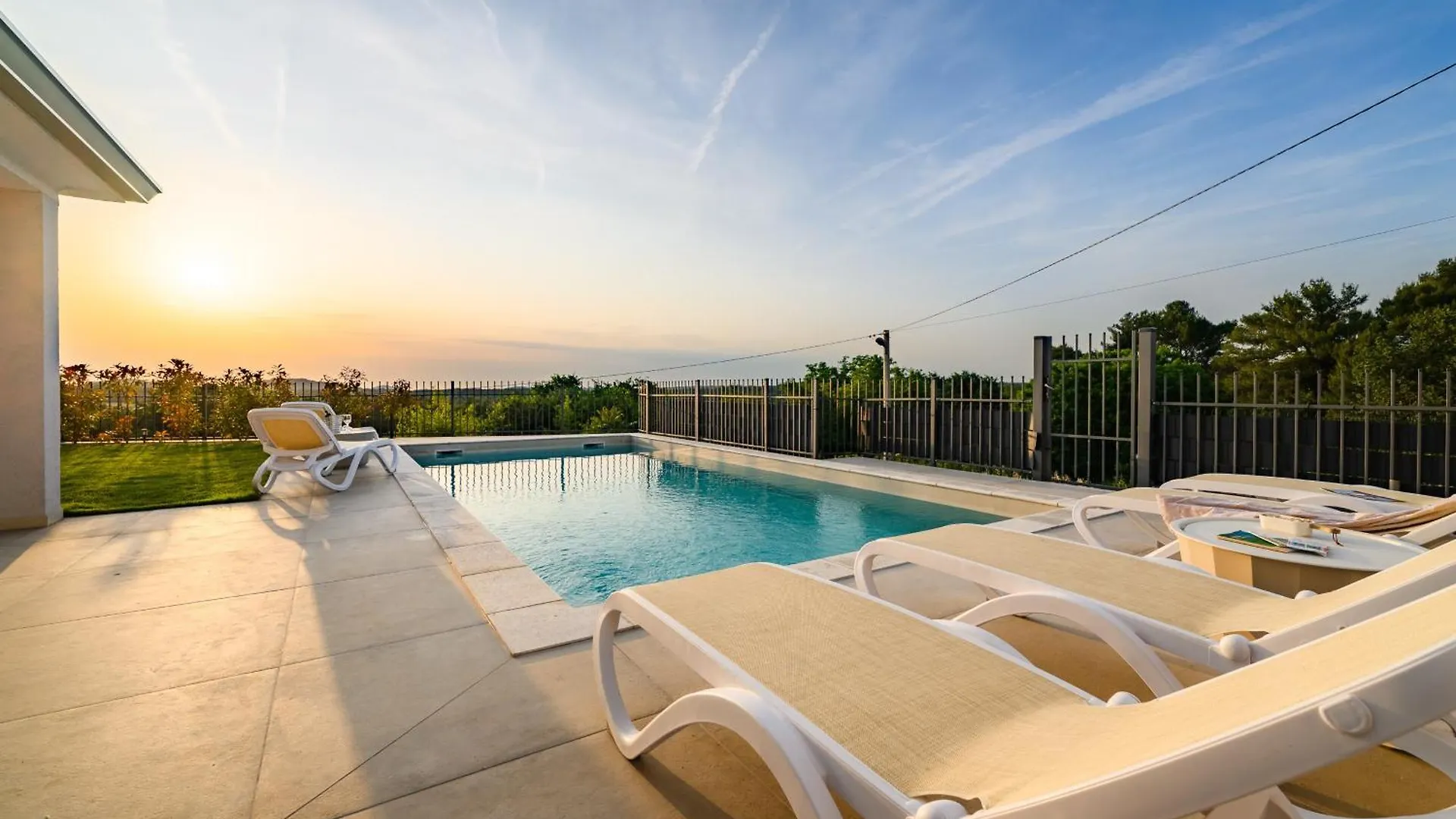 Dračevac Luxury Villa Sofia With Pool In Porec, Istria
