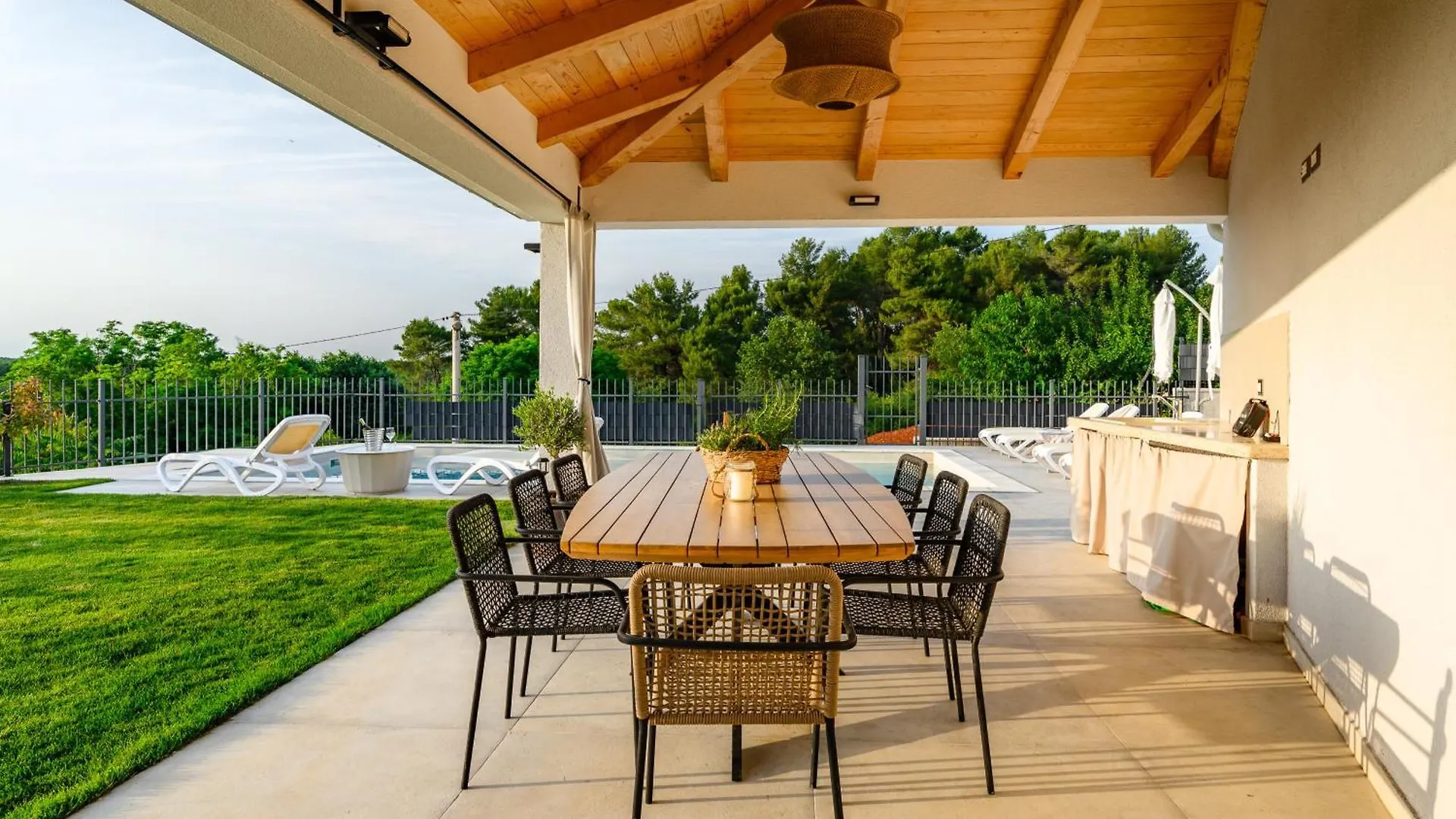 Dračevac Luxury Villa Sofia With Pool In Porec, Istria 0*,