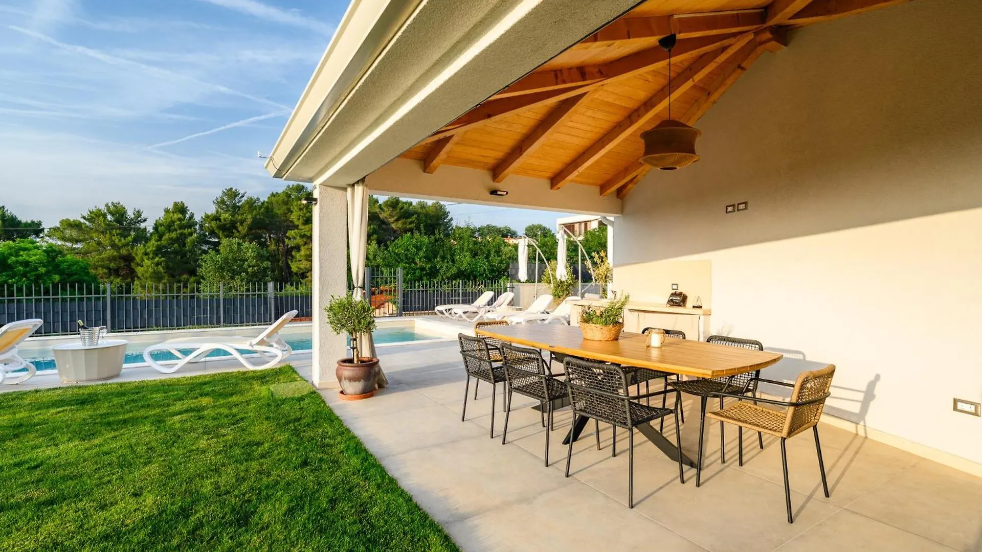 Dračevac Luxury Villa Sofia With Pool In Porec, Istria